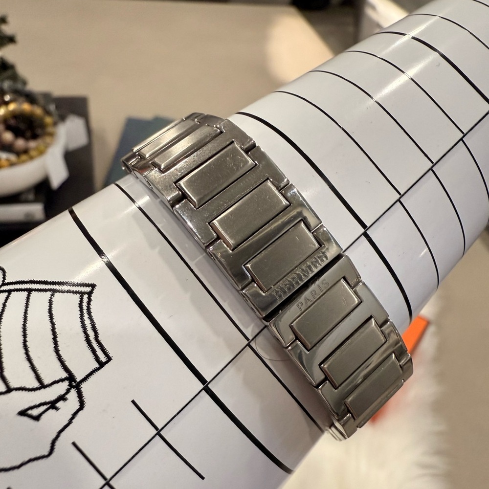 HERMES Ladies' Watch - Picture 10 of 12